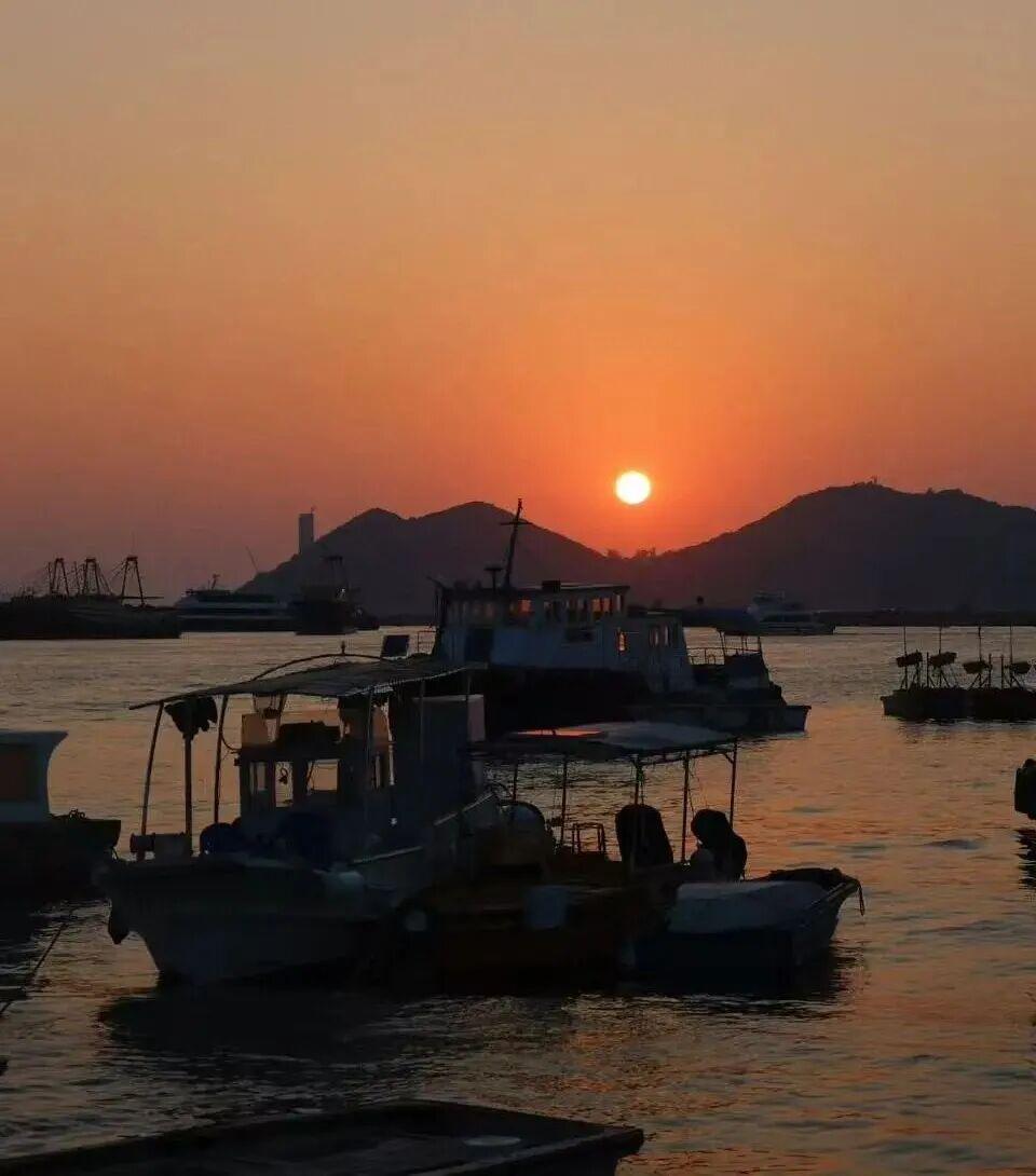 体育视频直播-新型三毒，正在让很多年轻人一夜返贫。