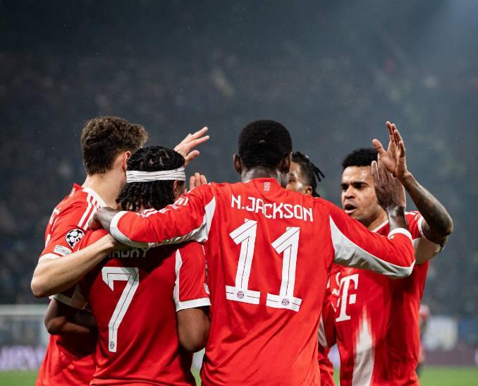 app下载-欧冠种子队1/8决赛首回合仅拜仁取胜，其余7队2平5负